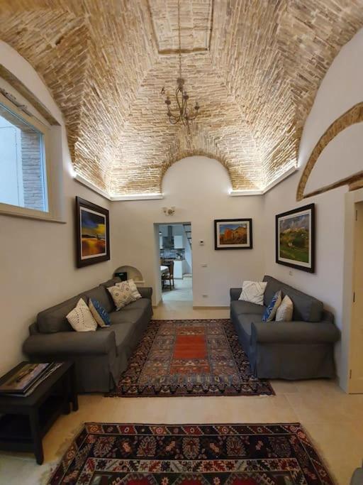 Casa Santa Maria - Beautifully Restored House In Centro Storico Irsina Basilicata Puglia Экстерьер фото